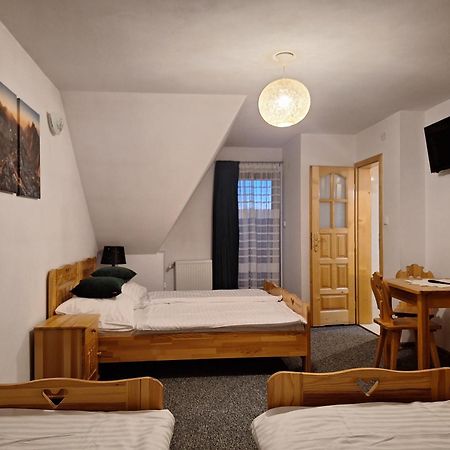 Pokoje Goscinne Betka Murzasichle Exterior foto